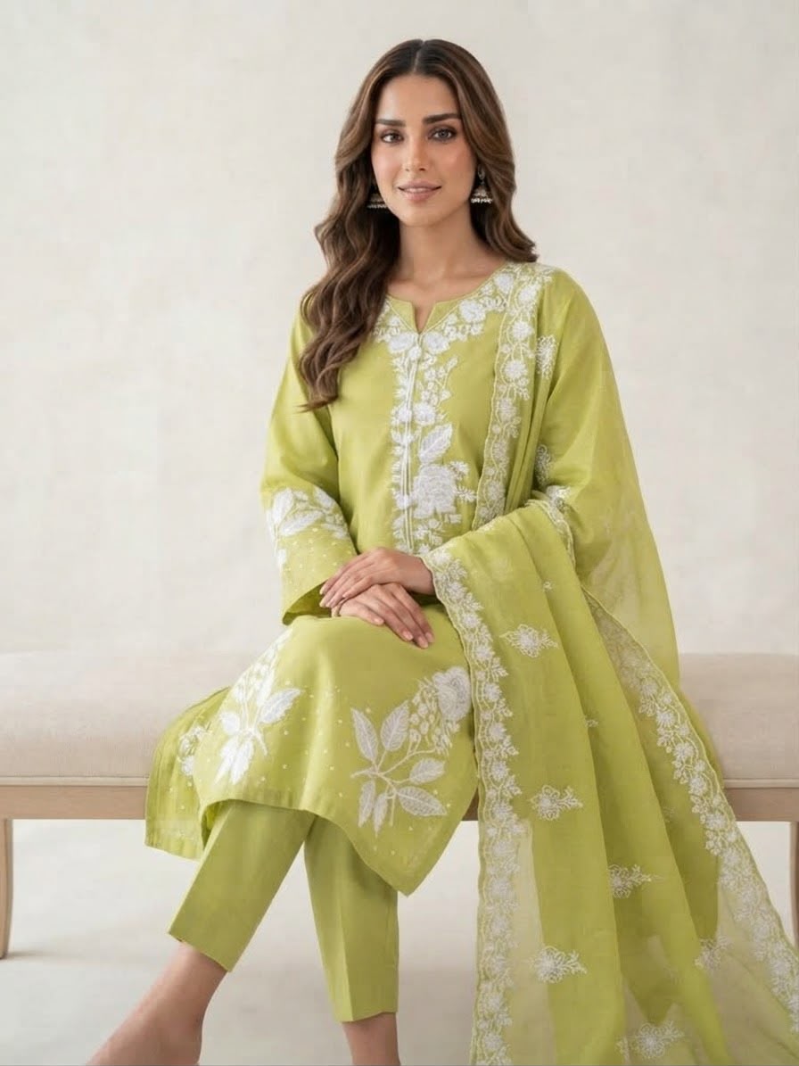 Pista Garden Stitched 3Piece